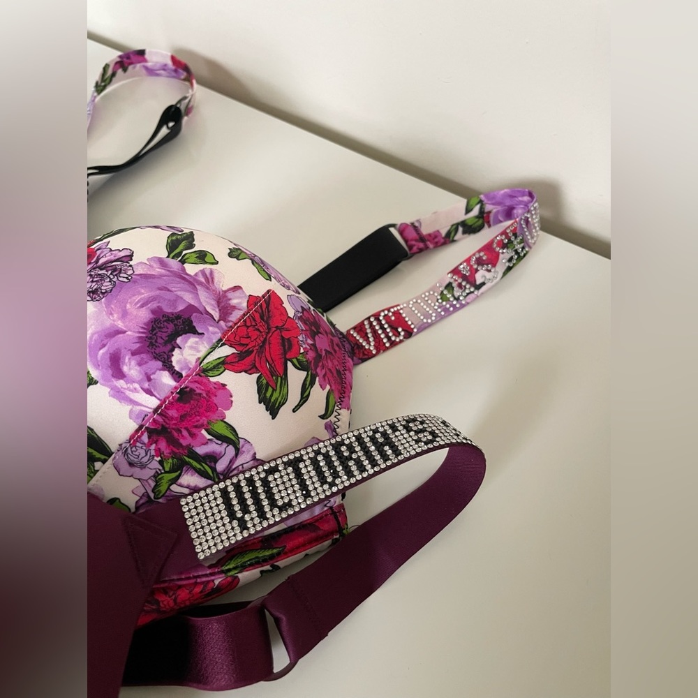 Victoria’s Secret Rhinestone Bombshell Plunge Padded Push-Up Bras 34C Set of 2 - Picture 5 of 12